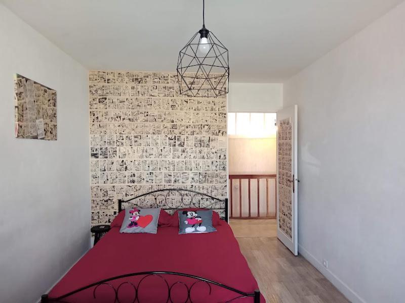 Appartement Le Labyrinthe Du Peintre Bransat Bagian luar foto